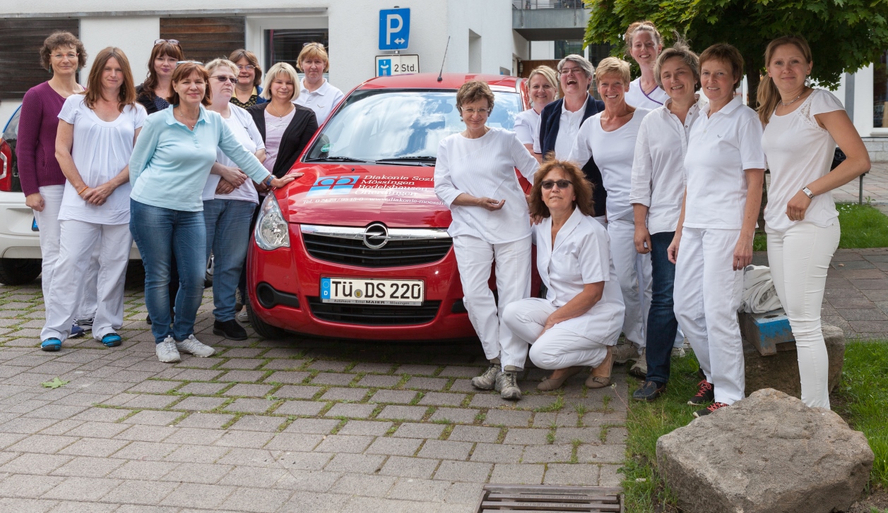 Mitarbeiterinnen der Diakoniestation Bodelshausen Mitarbeiterinnen der Diakoniestation Bodelshausen